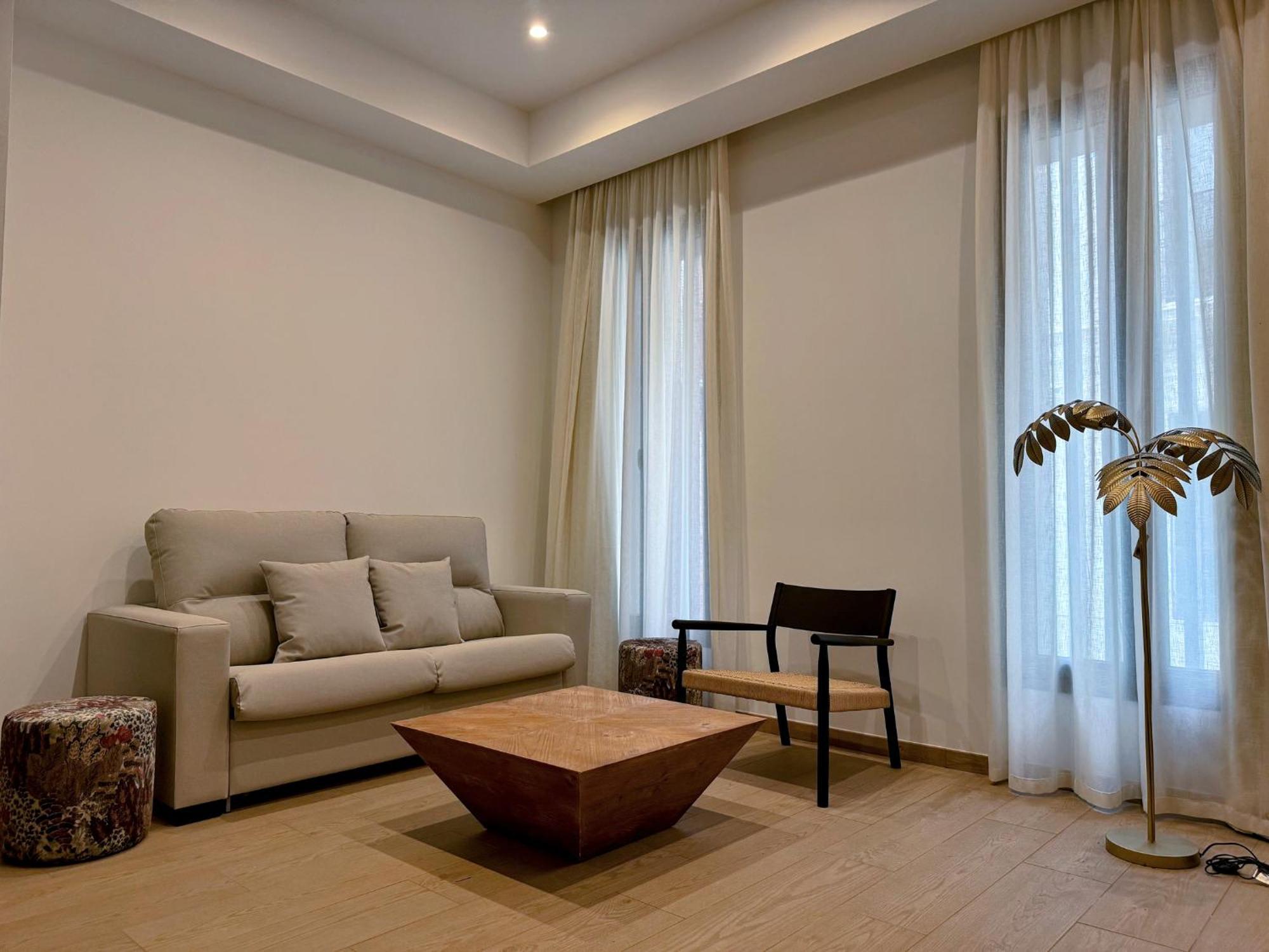 Redes Royale Apartments By Misterhost Sevilla Eksteriør bilde